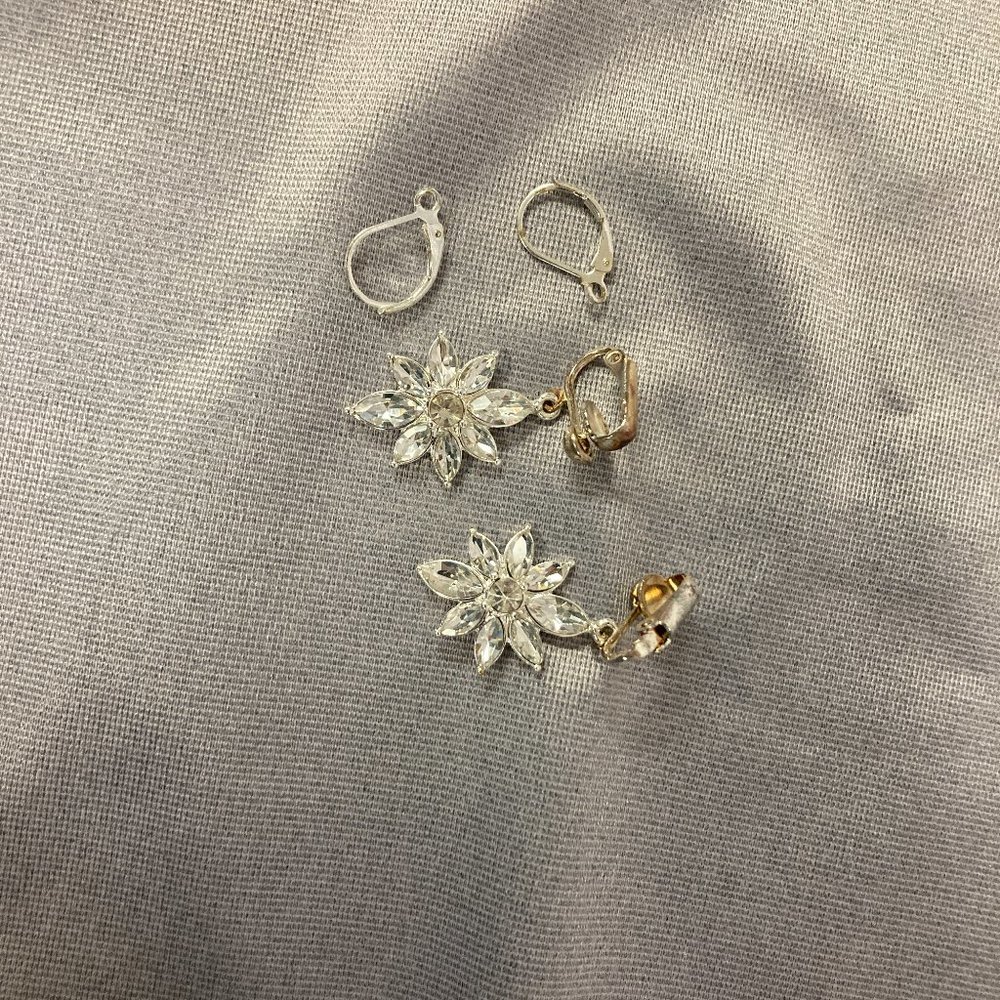 Joan Rivers Flower Earrings